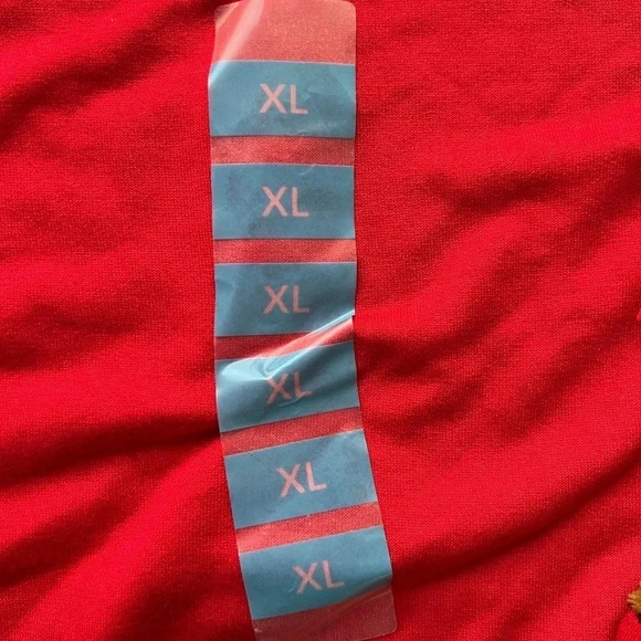 Rockin’ Around ladies holidays top. “Santa I can explain” Size: XL. - Picture 2 of 11